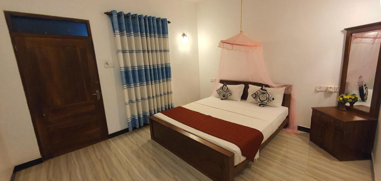 Smw Lodge Σιγκιρίγια Εξωτερικό φωτογραφία